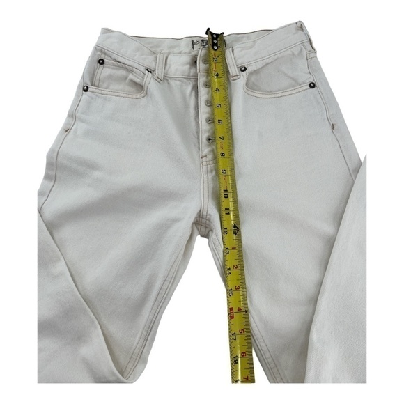 FREE PEOPLE Women's Ivory Button Fly Raw Hem Slim Jeans Size 26 - Picture 11 of 13